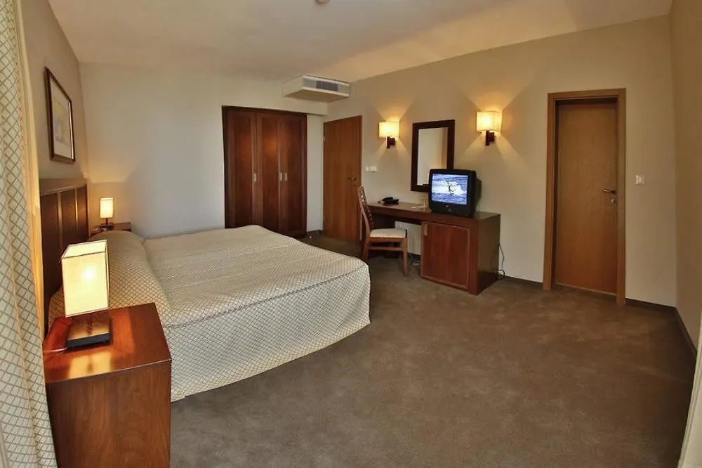 Hotel Lotos - Riviera Holiday Resort Golden Sands 4*,